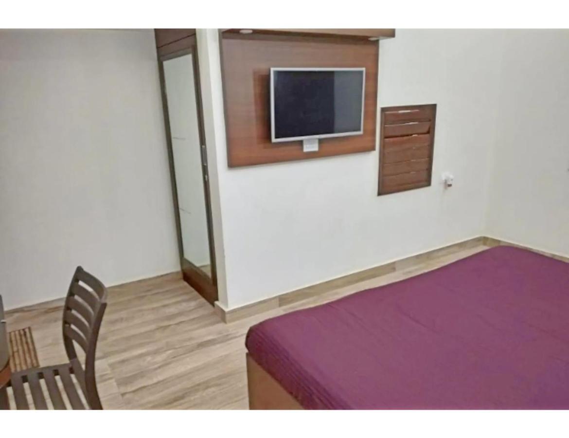 Hotel Basera Guest House, Сахаранпур Экстерьер фото